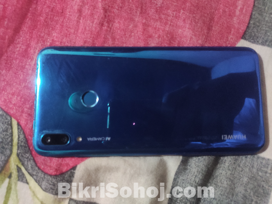 Huawei Y7